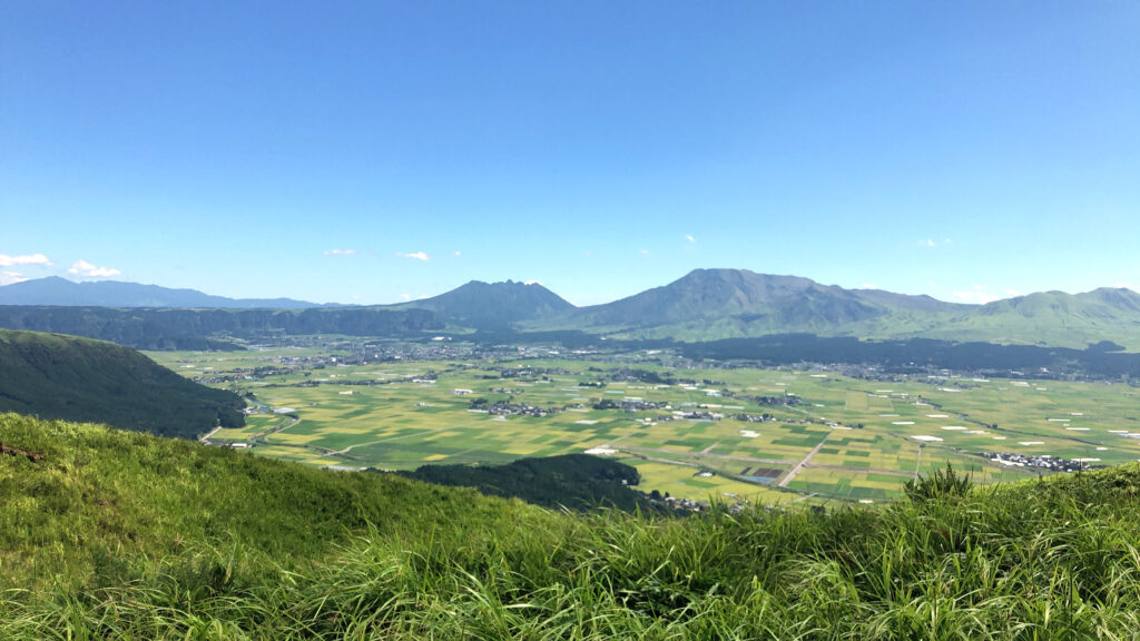 雄大な阿蘇の風景